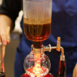 サイフォン式コーヒーの実演を目の前で